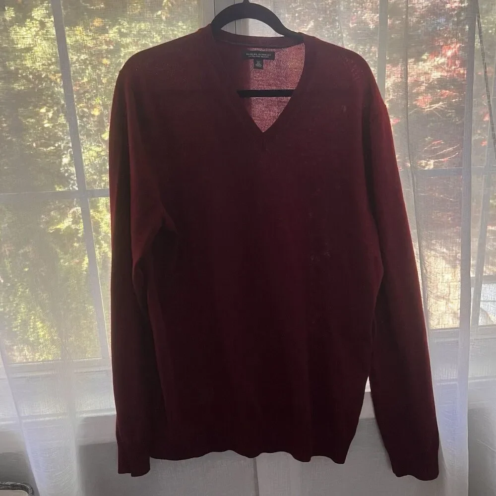 Banana Republic Men's Sweater XL 100% Fine Merino‎ Wool V-Neck Maroon Sweater